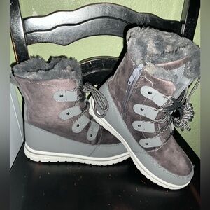 Polar winter boots, charcoal grey, size 6